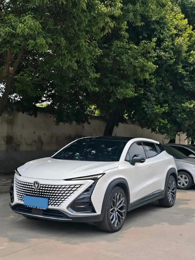 2021 ChangAn UNI-T 1.5T 180HP L4 7DCT