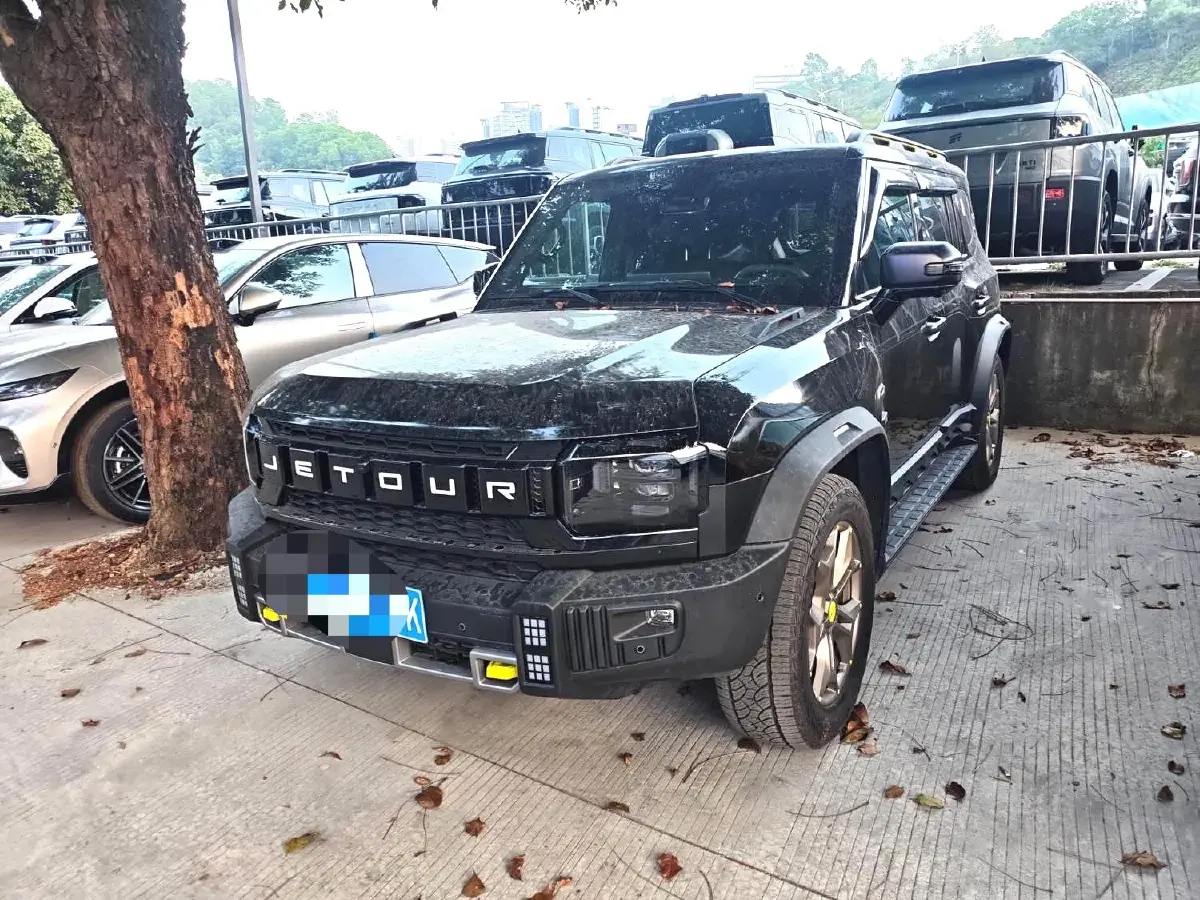 2023 Jetour Traveller 2.0T 254HP L4 8AT