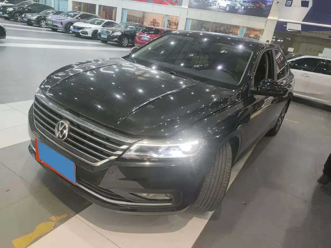 2022 Volkswagen Sagitar 1.2T 116HP L4 7DCT