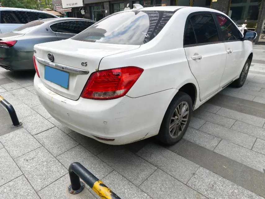 2018 BYD e5 BEV 60.48KWH,autocango,china used car exporter,china ev exporter,chinese used car exporter,chinese used ev exporter