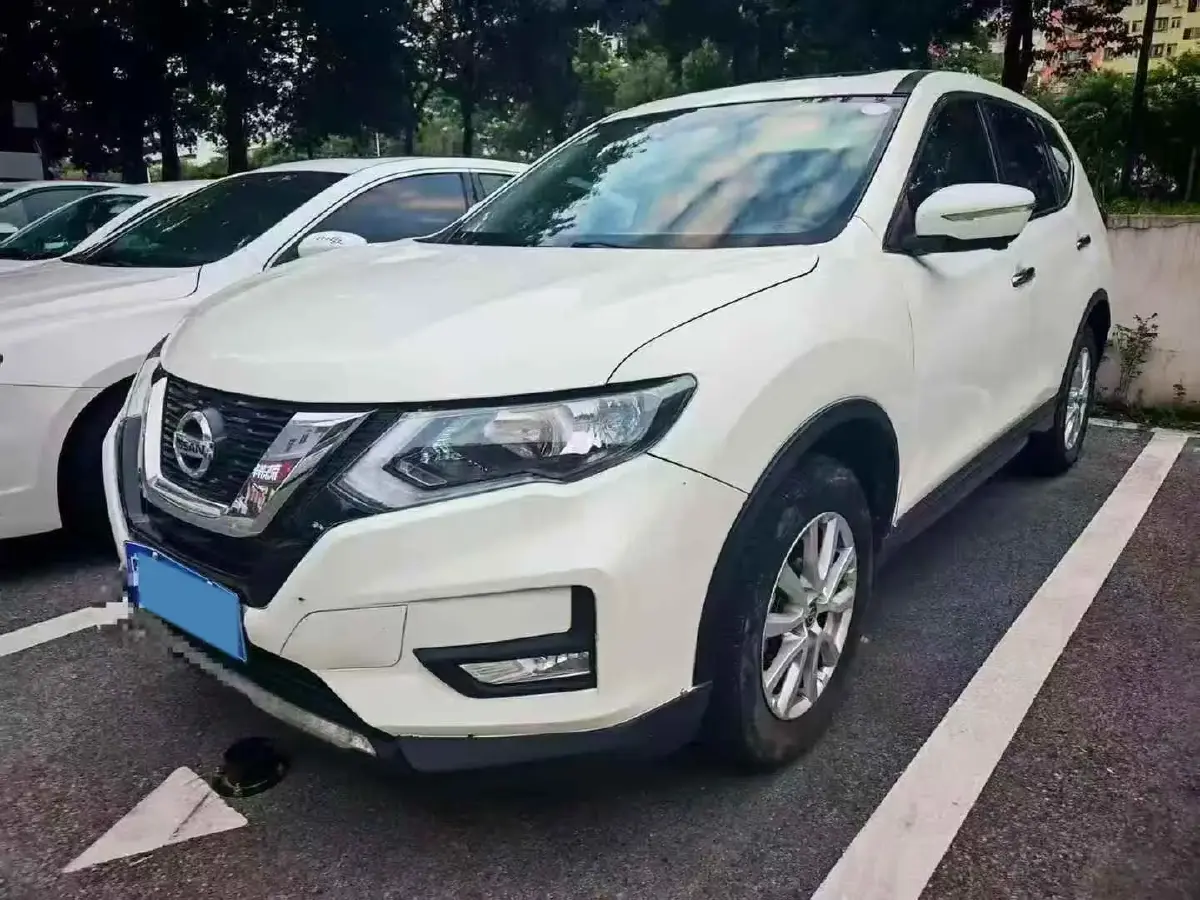 2021 Nissan X-Trail 2.0L 151HP L4 CVT