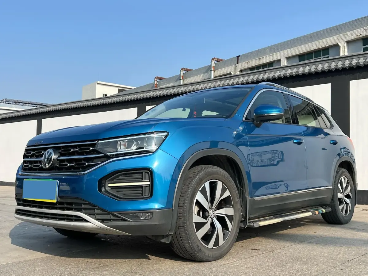 2019 Jeep Cherokee 2.0T 234HP L4 9AT