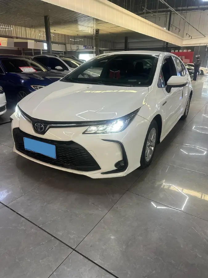 2023 Toyota Corolla 1.8L 98HP L4 E-CVT Hybrid