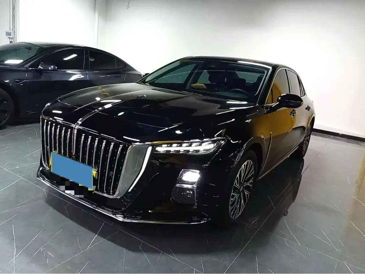 2024 HongQi H5 2.0T 224HP L4 8AT