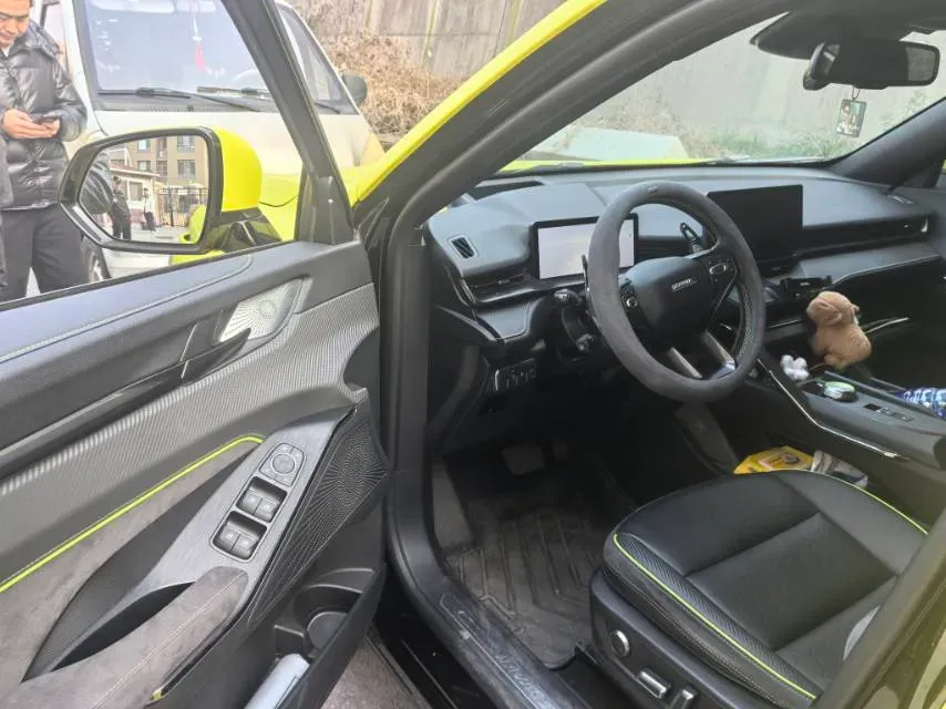 2022 Haval H6S 2.0T 211HP L4 7DCT,autocango,china used car exporter,china ev exporter,chinese used car exporter,chinese used ev exporter