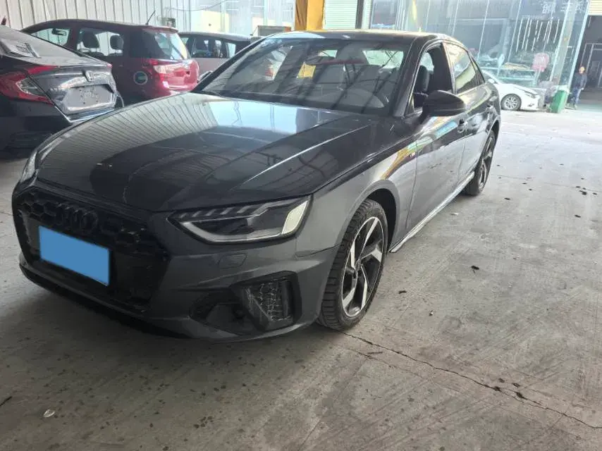 2023 Audi A4L 2.0T 190HP L4 7DCT