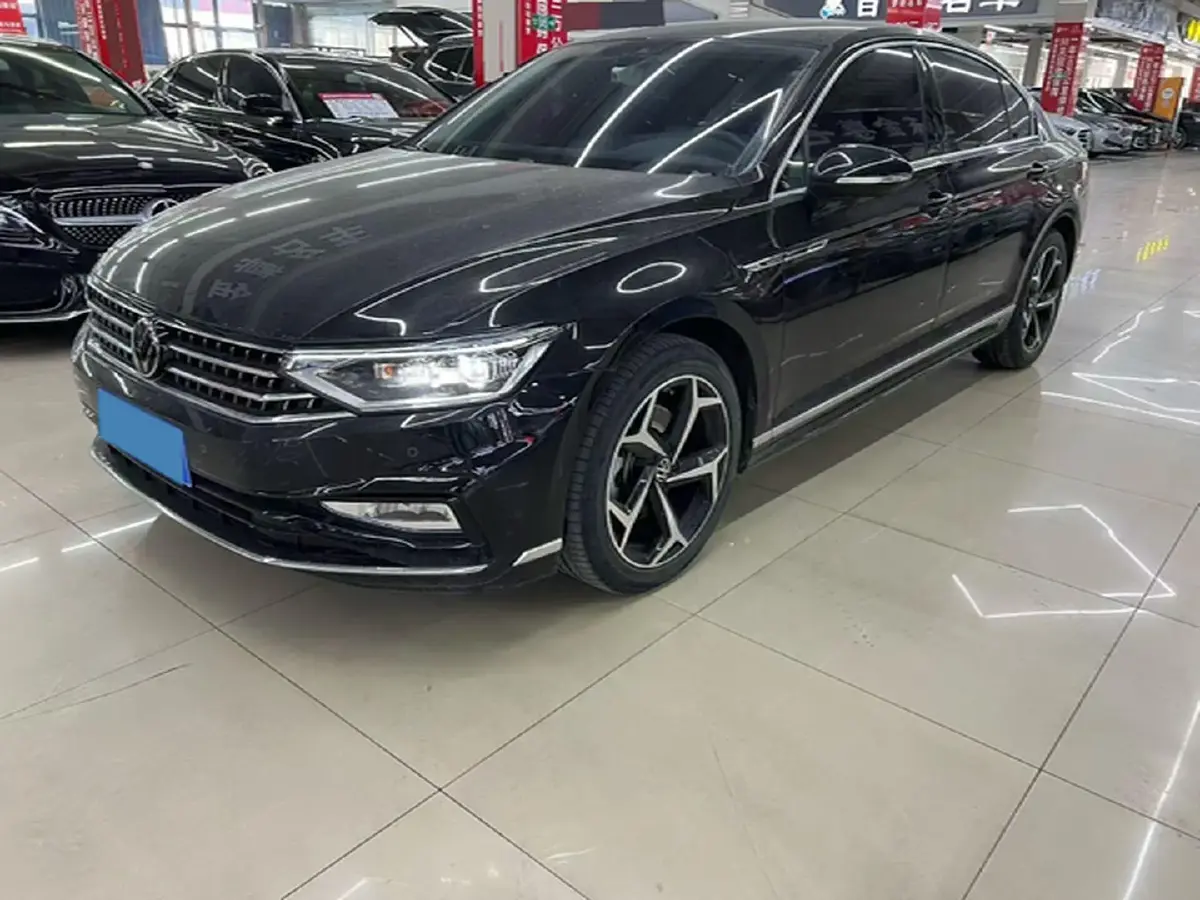 2023 Volkswagen Magotan 2.0T 186HP L4 7DCT