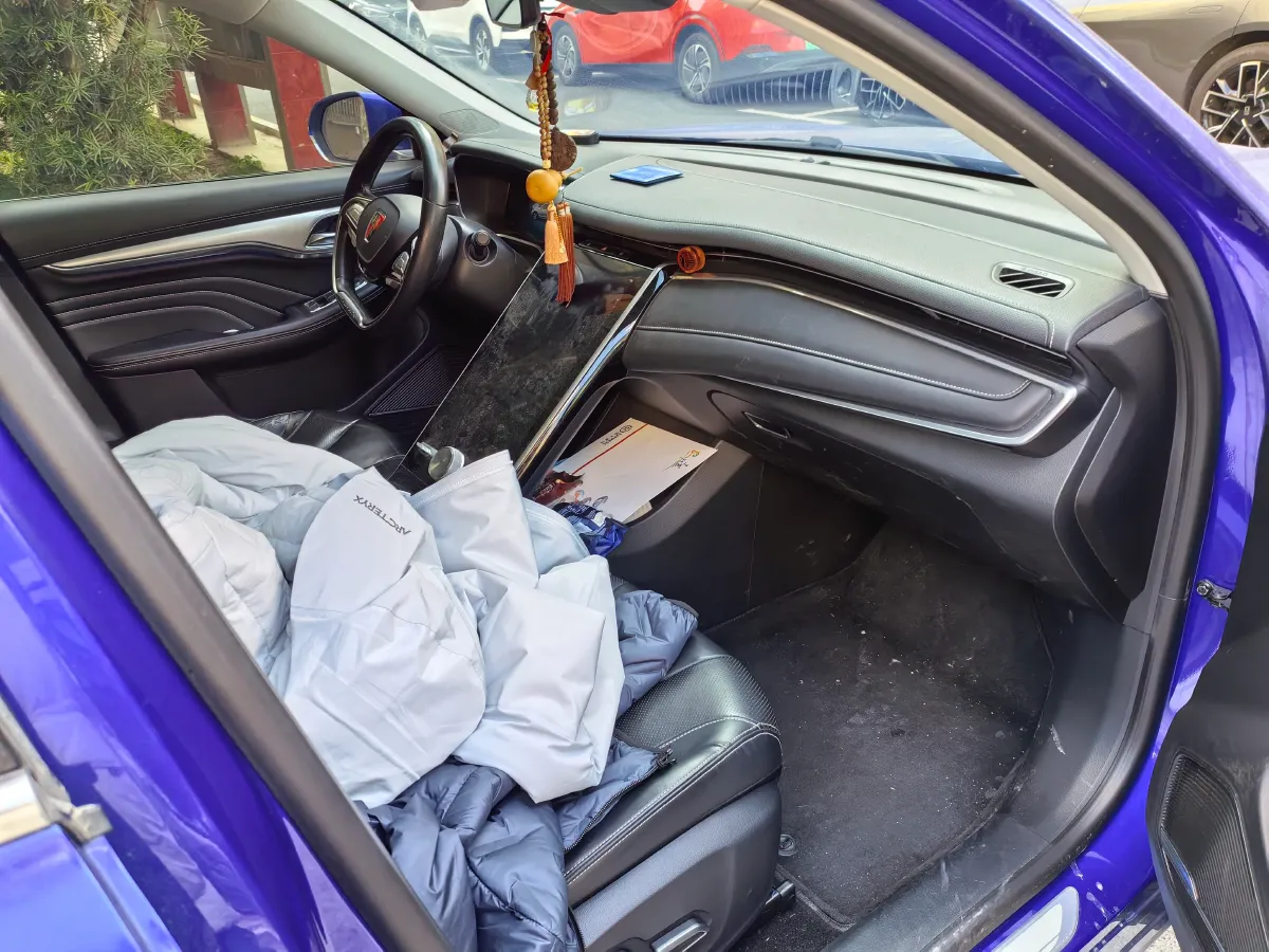 2018 Roewe MARVEL X BEV 52.5KWH,autocango,china used car exporter,china ev exporter,chinese used car exporter,chinese used ev exporter