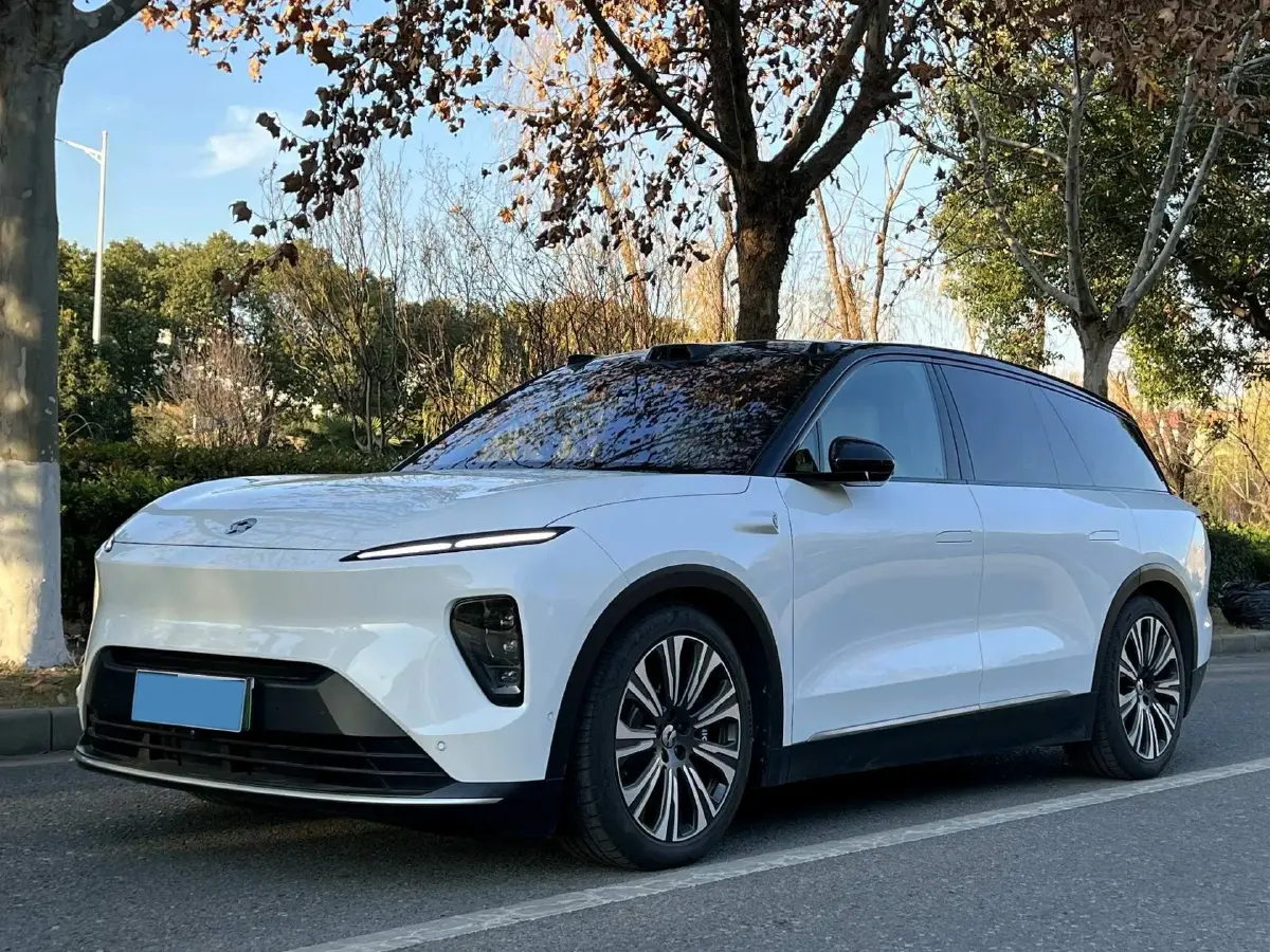 2024 NIO ES8 BEV 75KWH