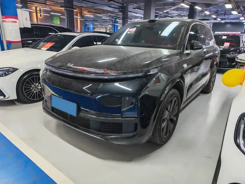 2025 Li L8 Range Extended 154HP REEV