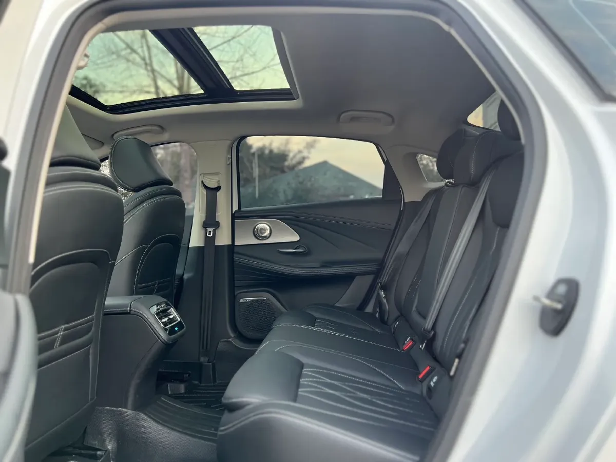 2024 Chery Arrizo 8 1.6T 197HP L4 7DCT,autocango,china used car exporter,china ev exporter,chinese used car exporter,chinese used ev exporter