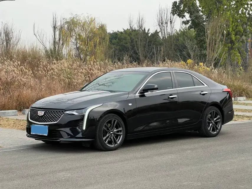 2022 Cadillac CT4 2.0T 237HP L4 8AT