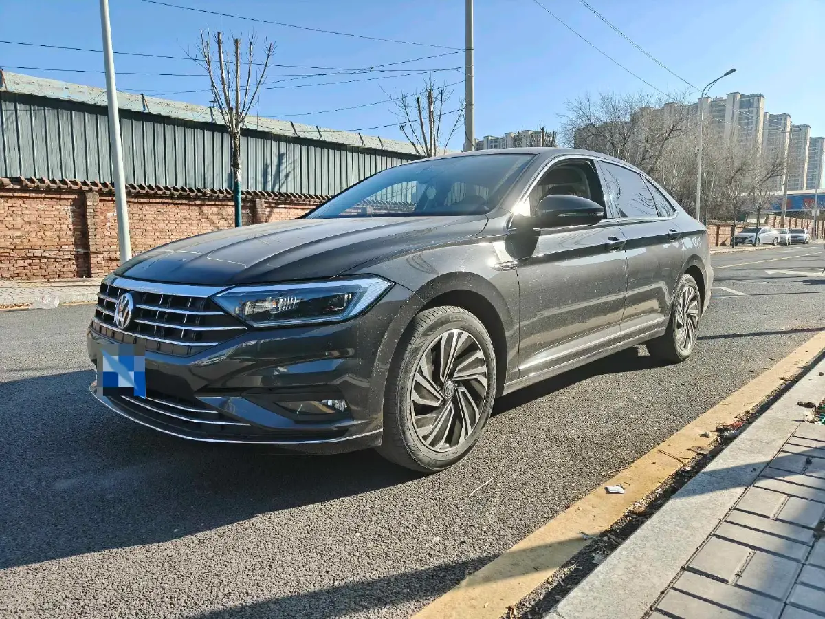 2022 Volkswagen Sagitar 1.4T 150HP L4 7DCT