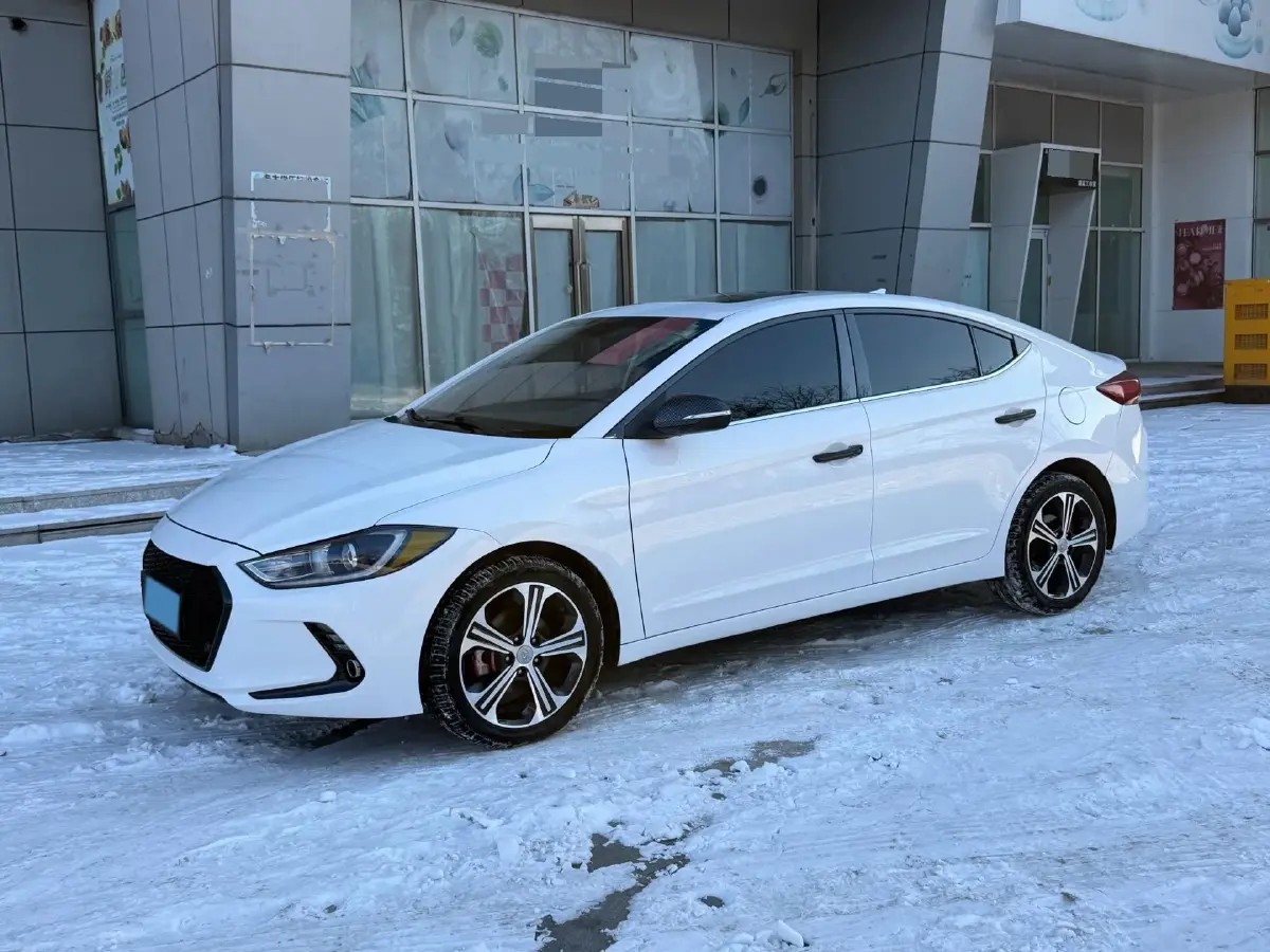 2018 Hyundai Elantra 1.4T 130HP L4 7DCT