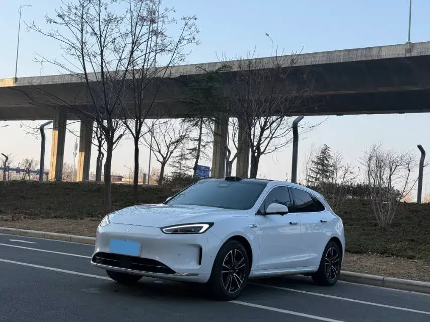 2025 AITO AITO M5 BEV 83KWH