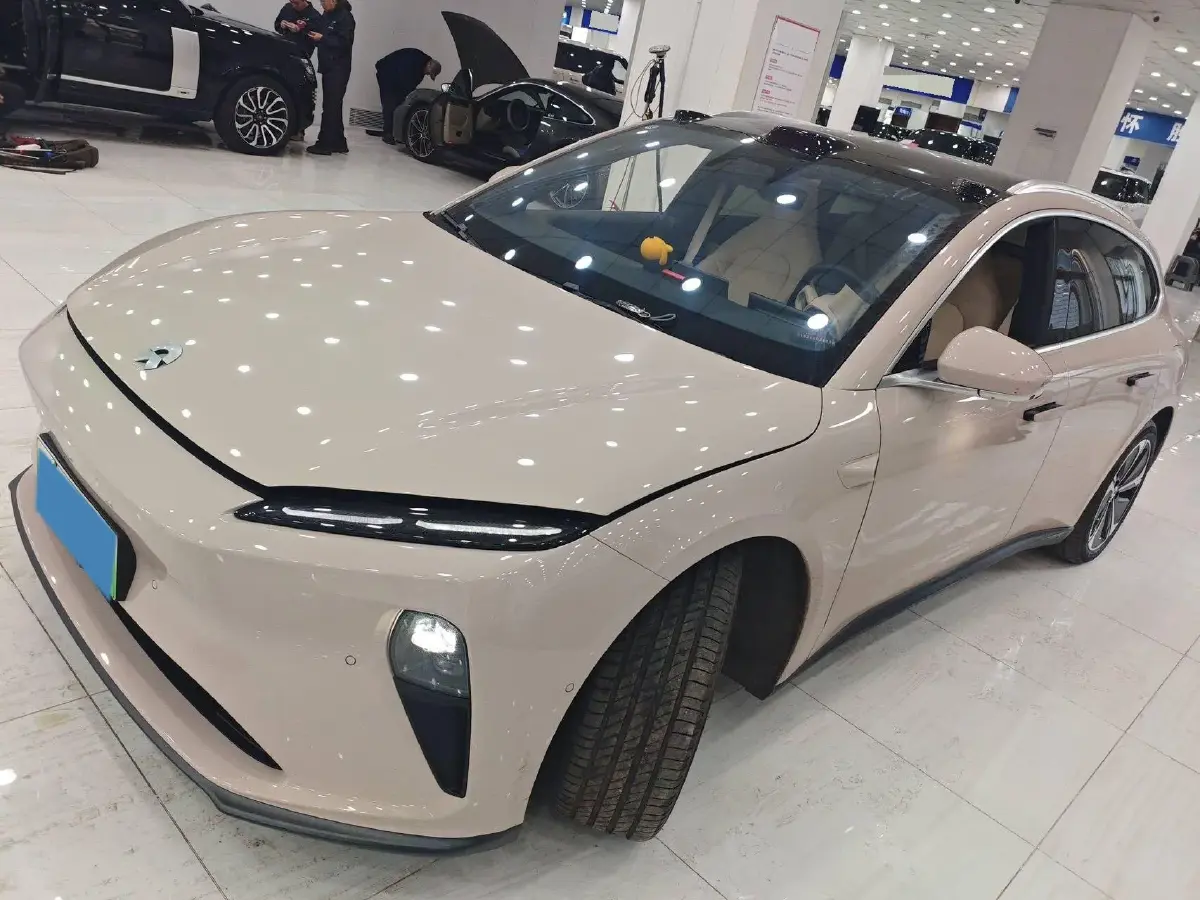 2024 NIO ET5T BEV 75KWH