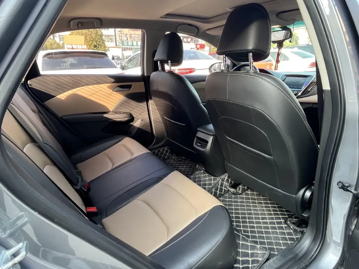 2020 Chevrolet Monza 1.5L 113HP L4 6AT,autocango,china used car exporter,china ev exporter,chinese used car exporter,chinese used ev exporter