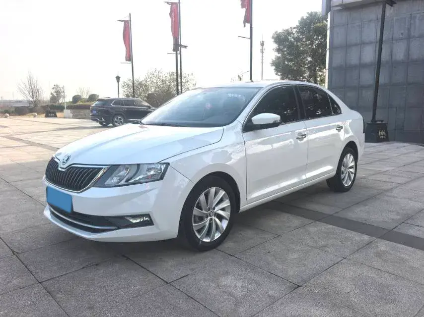 2018 Skoda Rapid 1.4L 90HP L4 5MT
