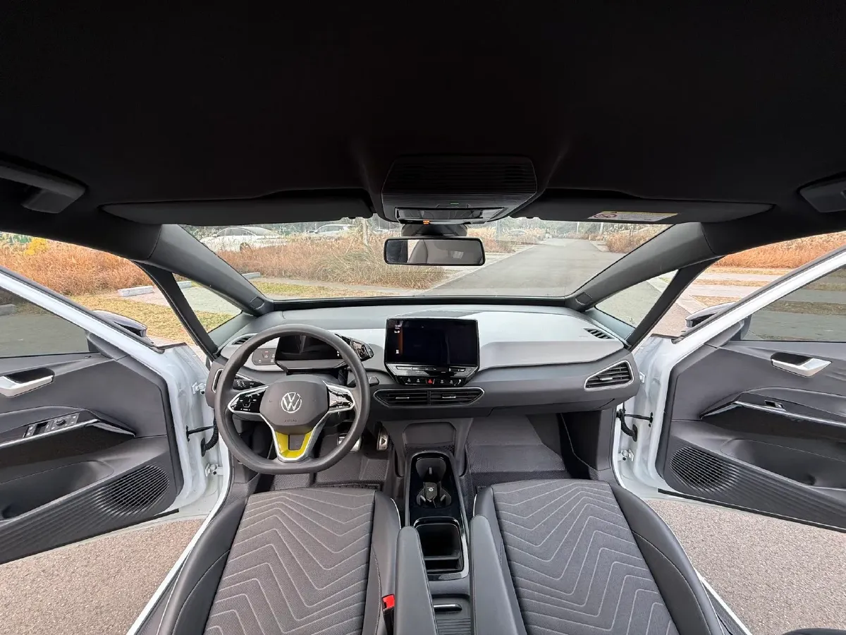 2023 MAXUS G50 1.5T 181HP L4 7DCT,autocango,china used car exporter,china ev exporter,chinese used car exporter,chinese used ev exporter