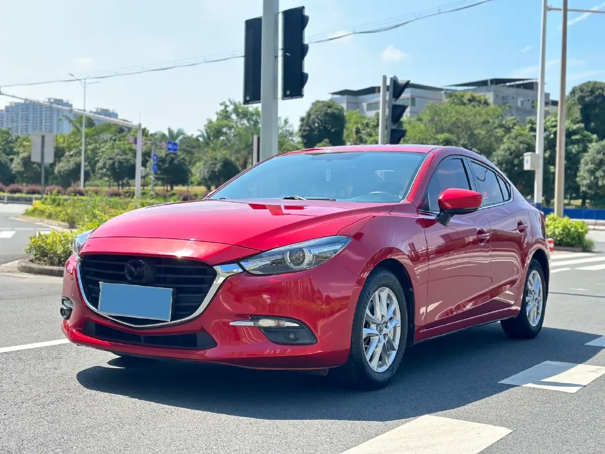 2017 Mazda 3 Axela 1.5L 117HP L4 6AT