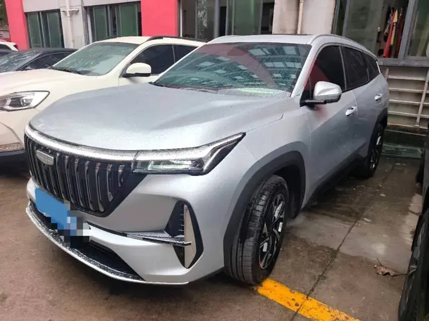 2025 Geely StarRay 1.5T 181HP L4 7DCT