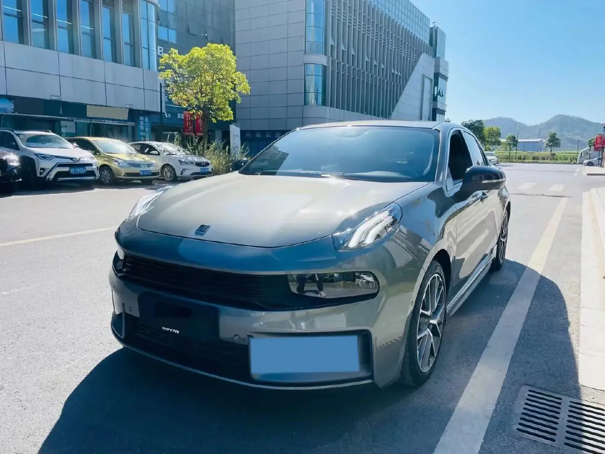 2022 LYNK&CO 03 2.0T 190HP L4 7DCT