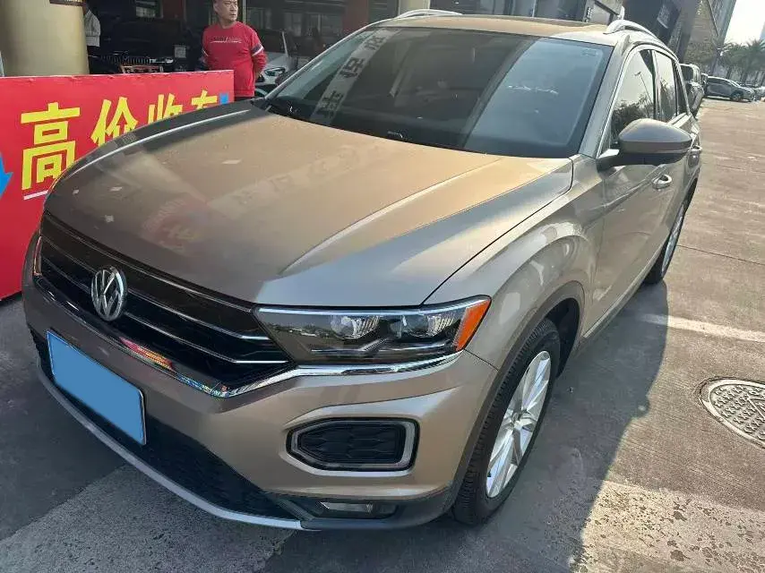 2020 Volkswagen T-Roc 1.4T 131HP L4 7DCT