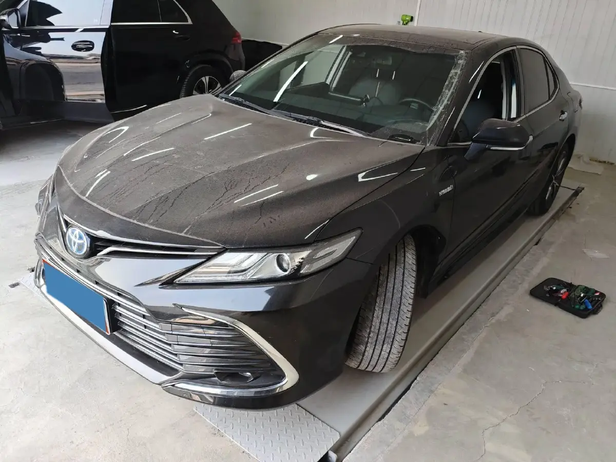 2023 Toyota Camry 2.5L 178HP L4 E-CVT Hybrid