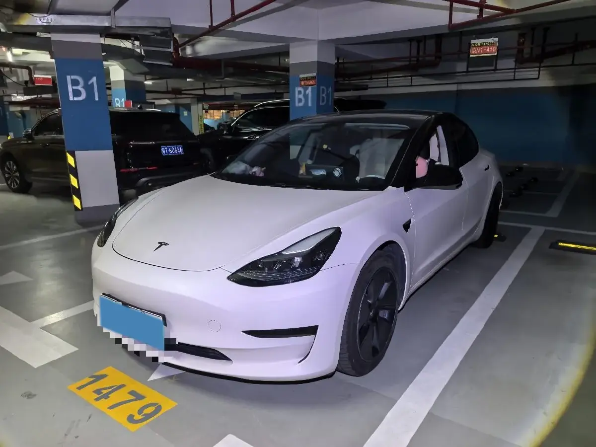 2022 Tesla Model 3 BEV 60KWH