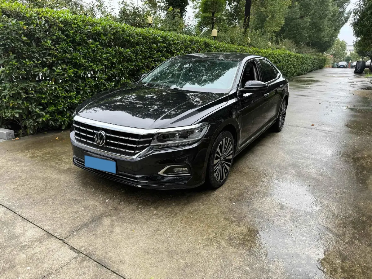 2019 Volvo V40 1.5T 152HP L4 6AT