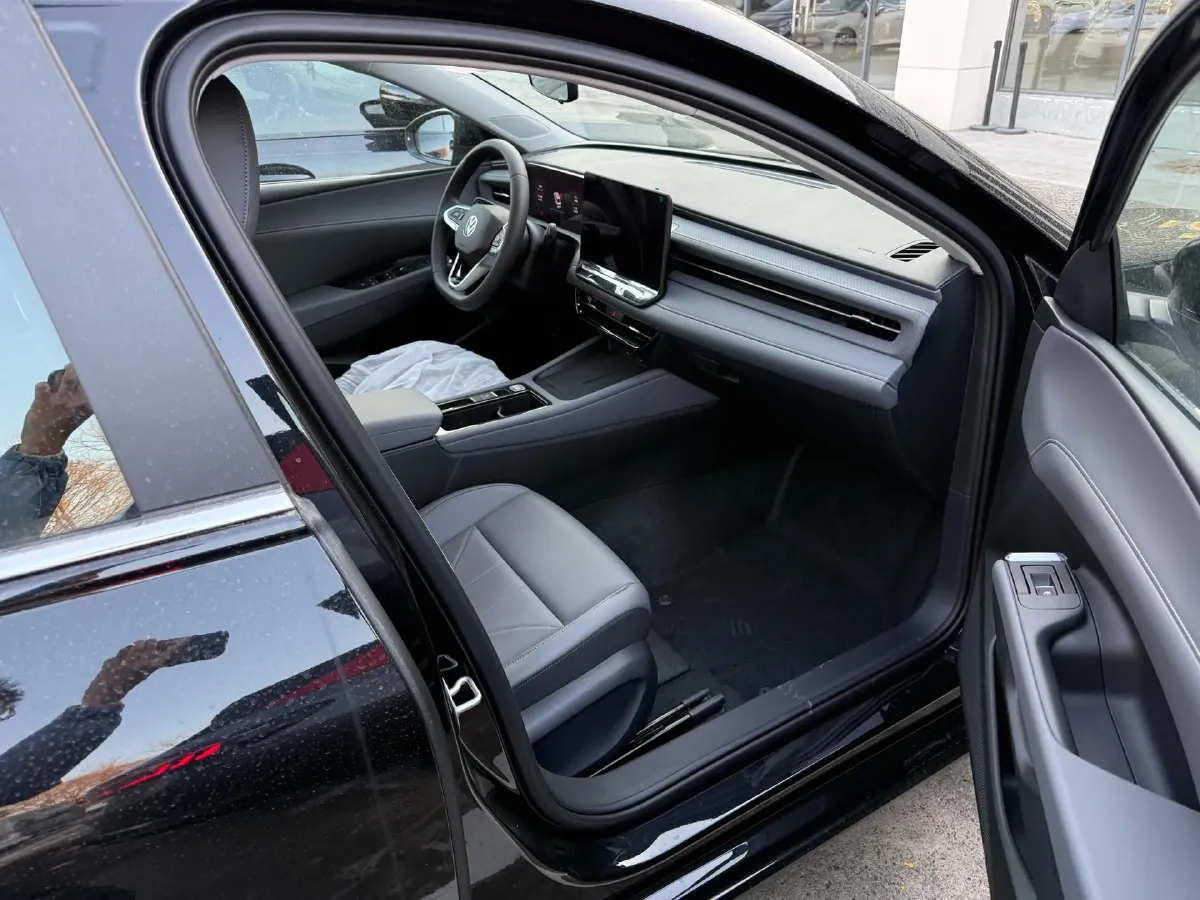 2026 Volkswagen Lavida 1.5T 160HP L4 7DCT,autocango,china used car exporter,china ev exporter,chinese used car exporter,chinese used ev exporter