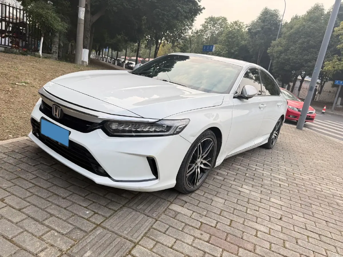 2022 Honda Inspire 2.0L 146HP L4 E-CVT Hybrid