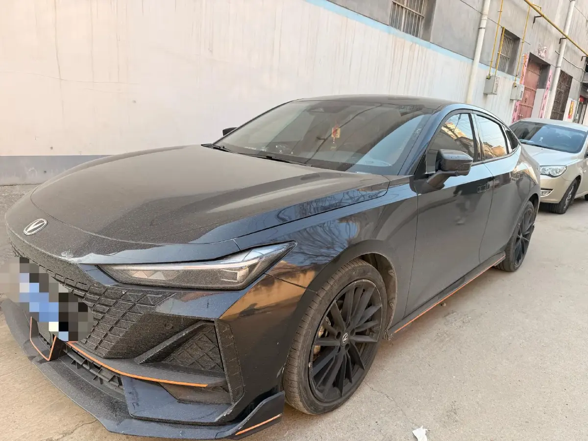 2023 ChangAn UNI-V 1.5T 188HP L4 7DCT