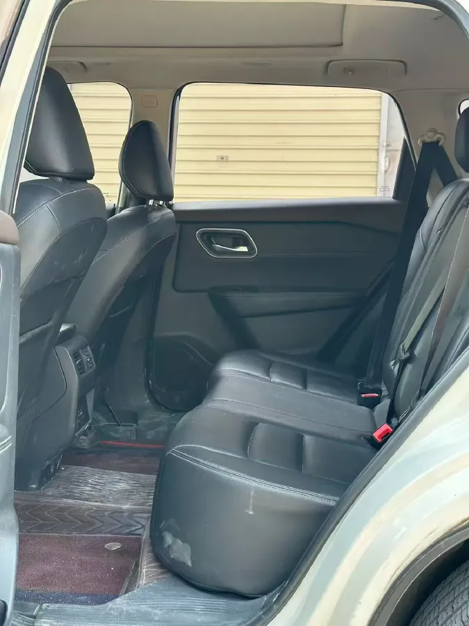 2021 Nissan X-Trail 1.5T 204HP L3 CVT,autocango,china used car exporter,china ev exporter,chinese used car exporter,chinese used ev exporter