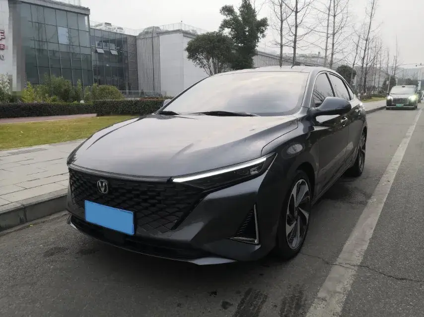 2023 ChangAn Raeton Plus 1.5T 188HP L4 7DCT