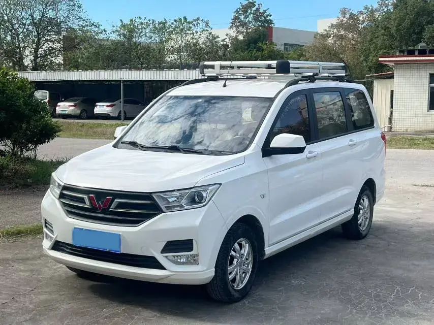 2018 WuLing HongGuang 1.5L 105HP L4 5MT