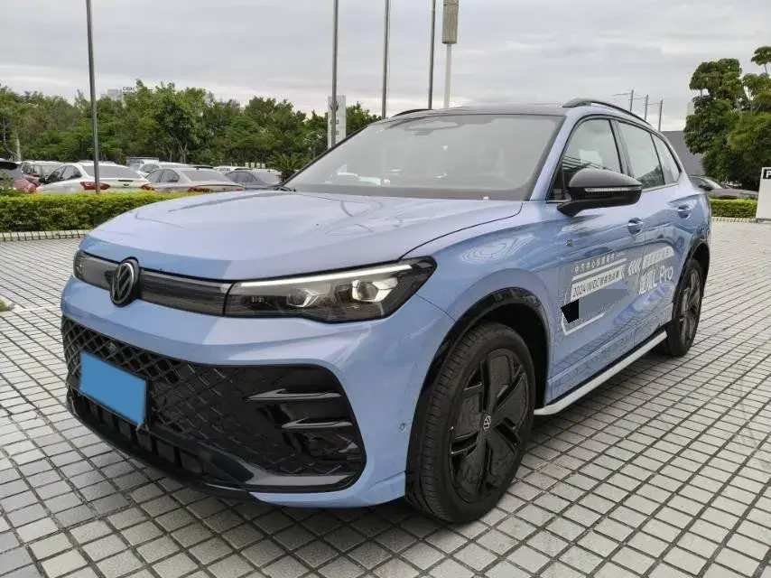 2024 Volkswagen Tiguan L 2.0T 220HP L4 7DCT