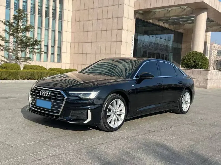 2021 Audi A6L 2.0T 224HP L4 7DCT,autocango,china used car exporter,china ev exporter,chinese used car exporter,chinese used ev exporter