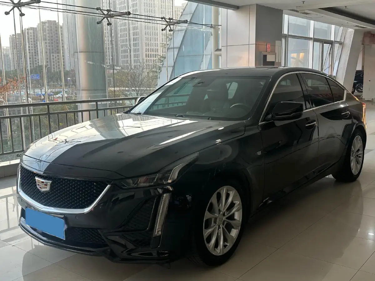 2021 Cadillac CT5 2.0T 237HP L4 10AT