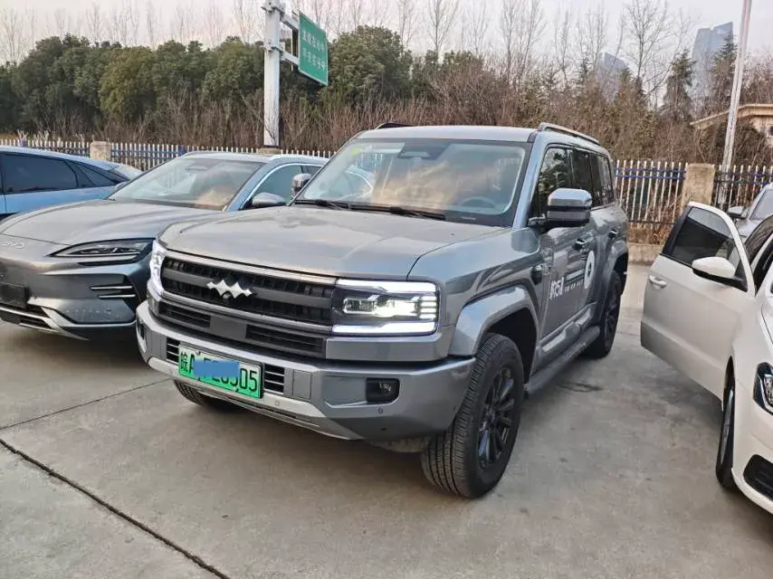 2025 FangChengBao Bao 5 1.5T 194HP L4 E-CVT PHEV 31.8KWH