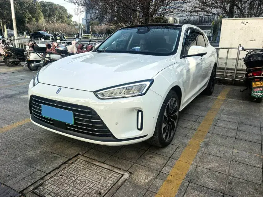 2022 AITO AITO M5 Range Extended 125HP REEV 40KWH