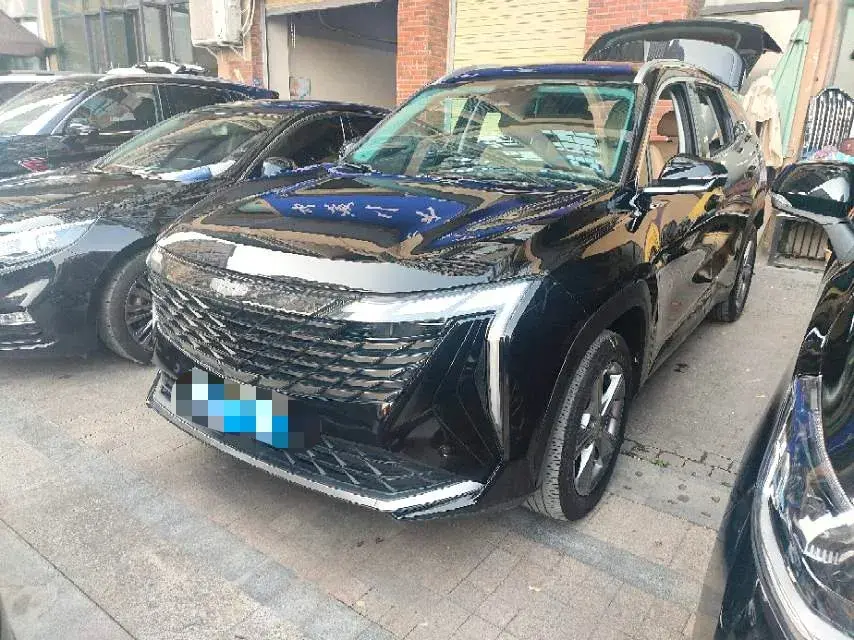 2023 Geely StarRay 1.5T 181HP L4 7DCT