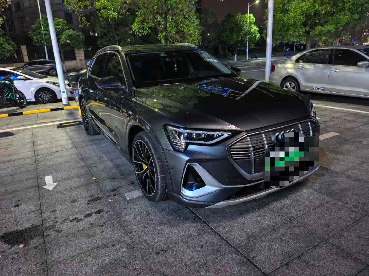 2021 Audi e-tron BEV 96.7KWH,autocango,china used car exporter,china ev exporter,chinese used car exporter,chinese used ev exporter