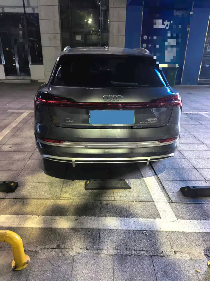 2021 Audi e-tron BEV 96.7KWH,autocango,china used car exporter,china ev exporter,chinese used car exporter,chinese used ev exporter