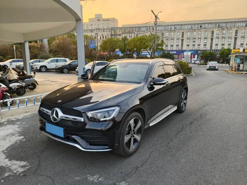 2020 Mercedes-Benz GLC Class 2.0T 258HP L4 9AT