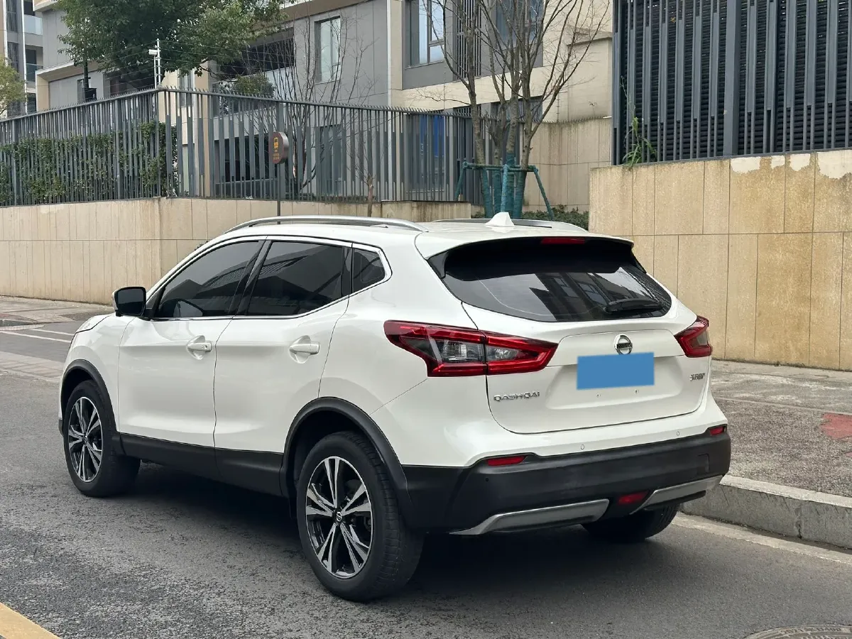 2022 Nissan Qashqai 2.0L 151HP L4 CVT,autocango,china used car exporter,china ev exporter,chinese used car exporter,chinese used ev exporter