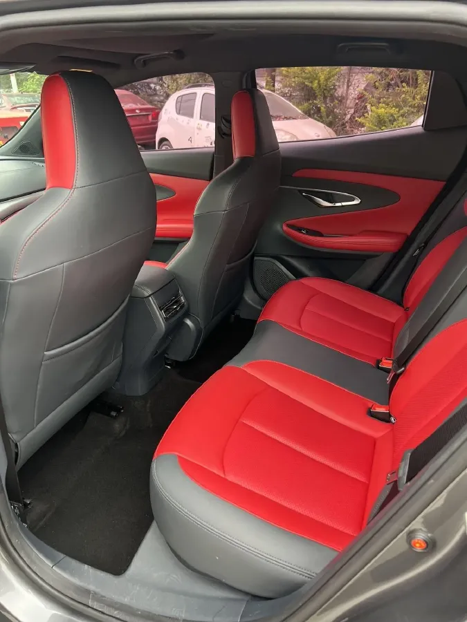 2020 ChangAn UNI-T 1.5T 180HP L4 7DCT,autocango,china used car exporter,china ev exporter,chinese used car exporter,chinese used ev exporter