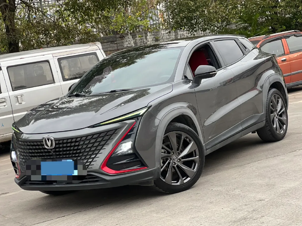 2020 ChangAn UNI-T 1.5T 180HP L4 7DCT,autocango,china used car exporter,china ev exporter,chinese used car exporter,chinese used ev exporter