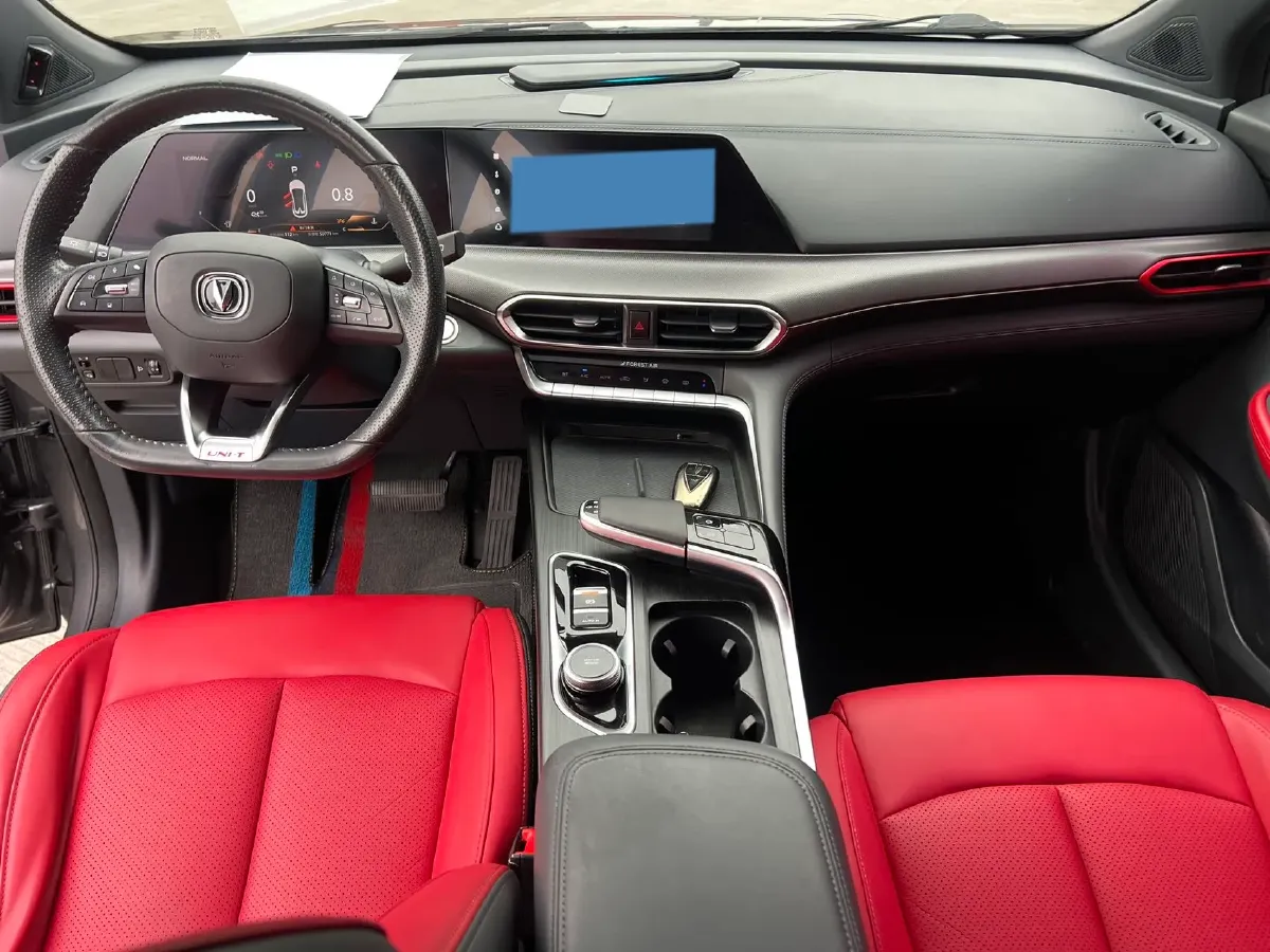 2020 ChangAn UNI-T 1.5T 180HP L4 7DCT,autocango,china used car exporter,china ev exporter,chinese used car exporter,chinese used ev exporter