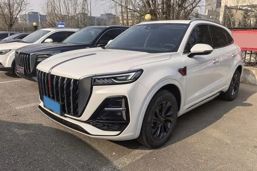 2023 HongQi HS5 2.0T 252HP L4 8AT